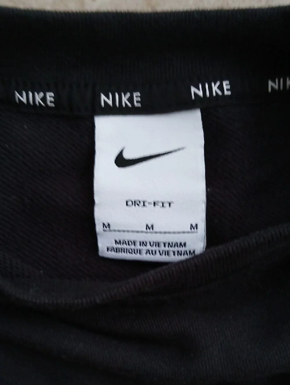 Nike cropped crewneck